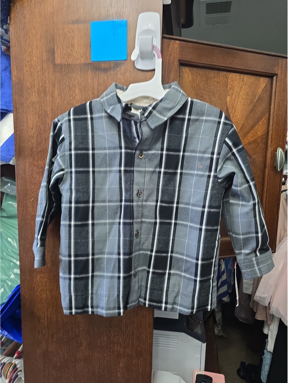 3t brand new flannel jacket from target item.117G2